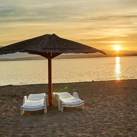 With Sea View In 35 M² Shared Pool